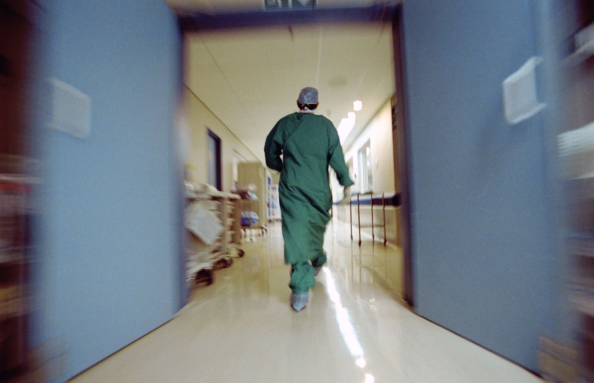 Κρήτη: Ακόμα ένα περιστατικό επίθεσης συνοδού ασθενούς σε επικουρικό γιατρό