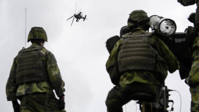 Η Σουηδία ετοιμάζεται για πόλεμο ενόψει της ρωσικής «απειλής»: Ζητά από τους πολίτες «καθολική άμυνα»