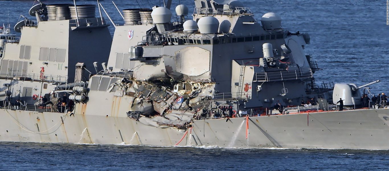 ΗΠΑ: Δίωξη σε διοικητές στρατιωτικών πλοίων για τα ατυχήματα που προκάλεσαν το θάνατο συνολικά 17 ναυτών