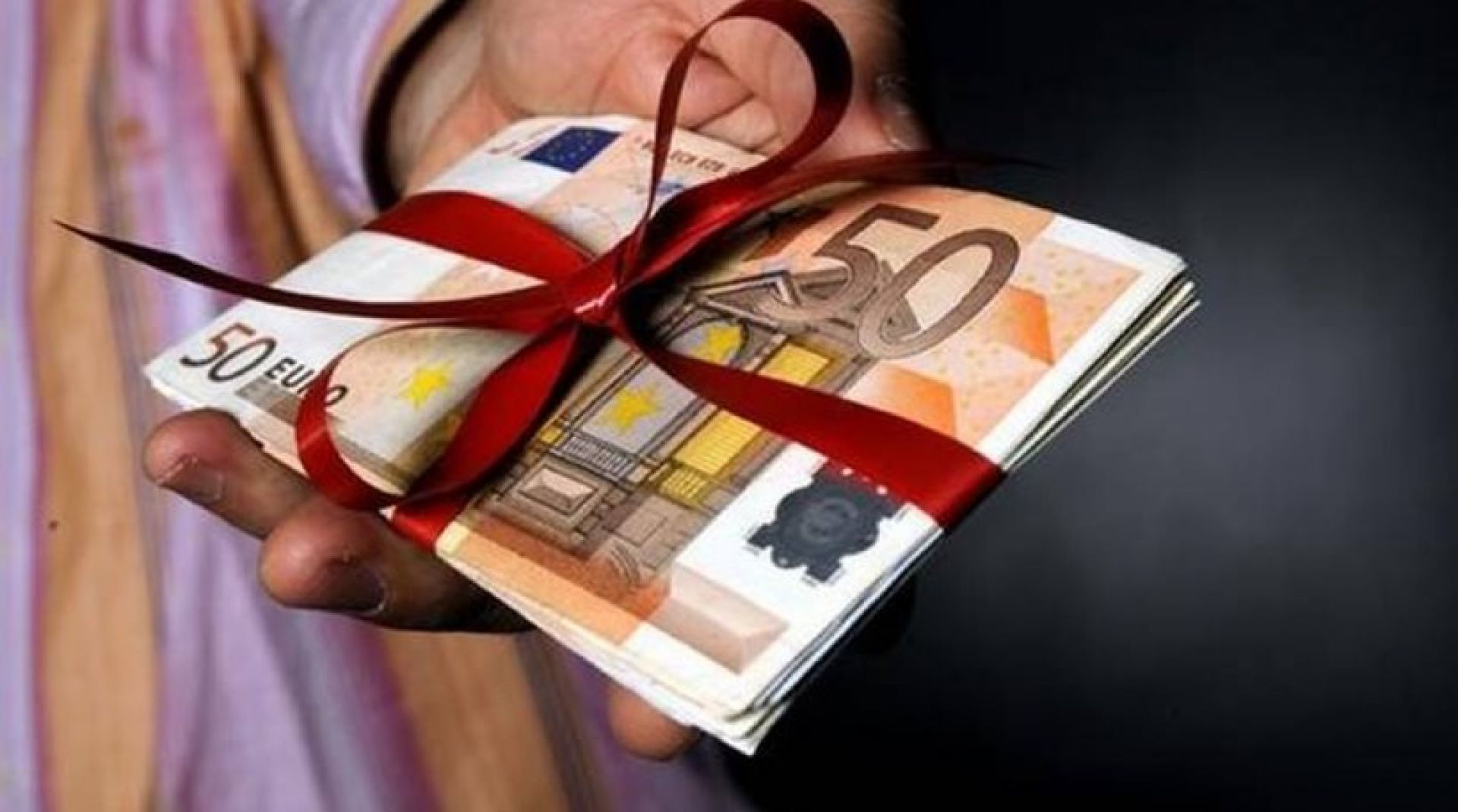 Ναύπλιο: Εργοδότης ζήτησε το δώρο των Χριστουγέννων πίσω
