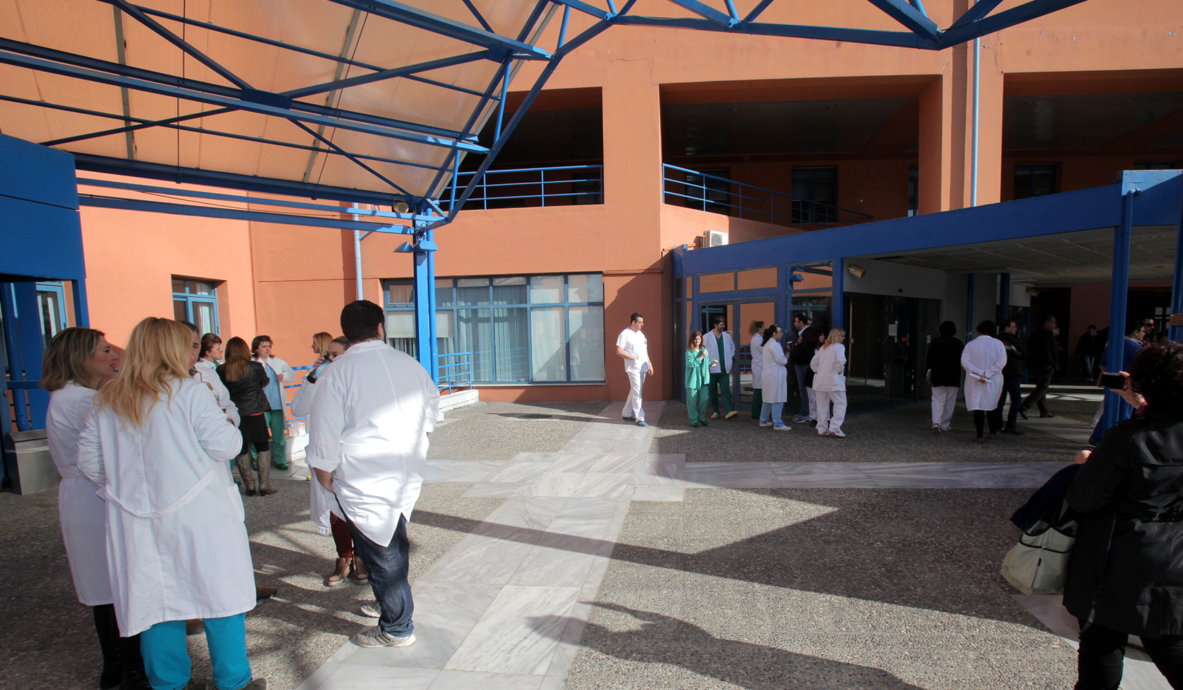 «Μπλακ αουτ» στο νοσοκομείο Αττικόν λόγω των συνθηκών που επικρατούν