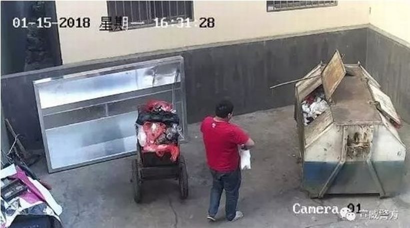 Απίστευτο: Πατέρας πέταξε τη νεογέννητη κόρη του στα σκουπίδια (φωτό, βίντεο)