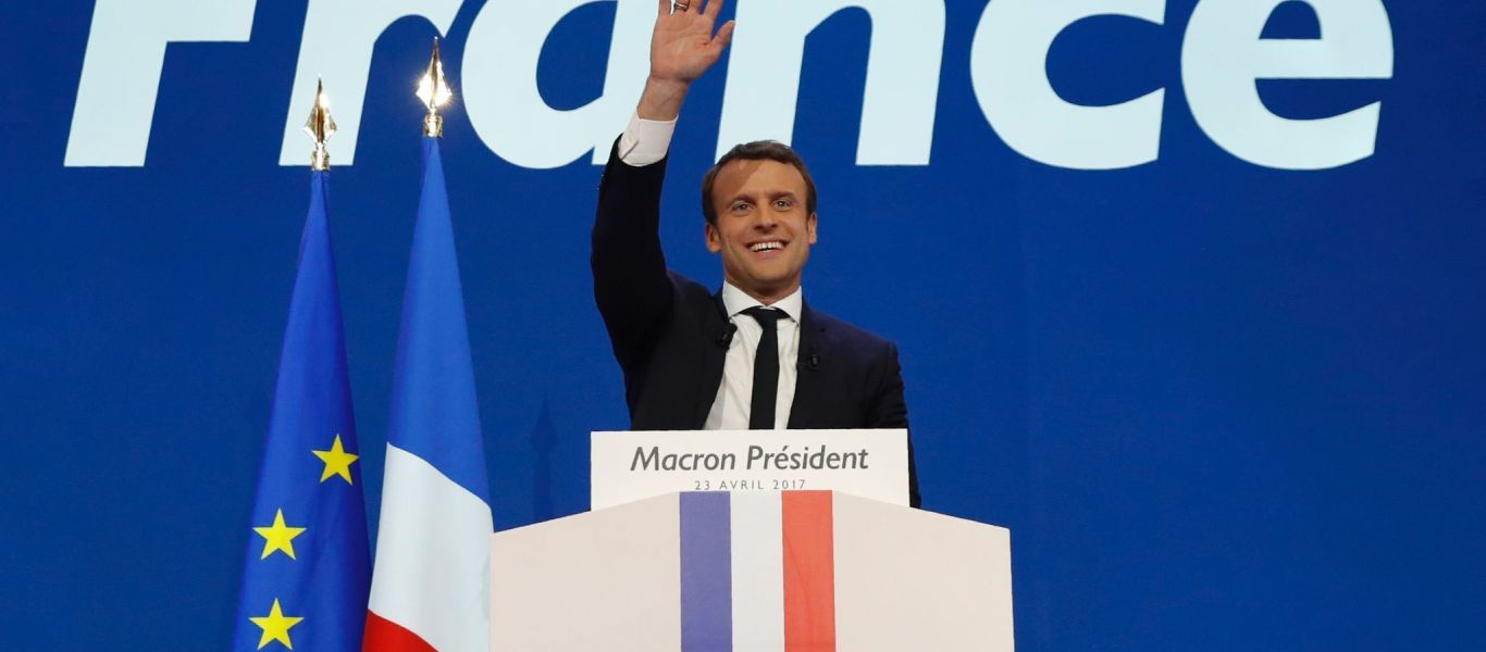 Γαλλία: «Φλερτ» Εμμ. Μακρόν με 140 στελέχη πολυεθνικών για επενδύσεις δισεκατομμυρίων πριν το Νταβός