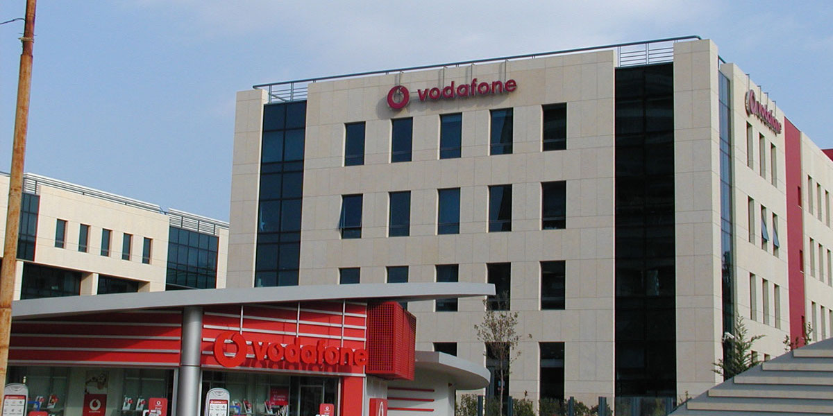Φάρσα ήταν το τηλεφώνημα για βόμβα στα κεντρικά γραφεία της Vodafone