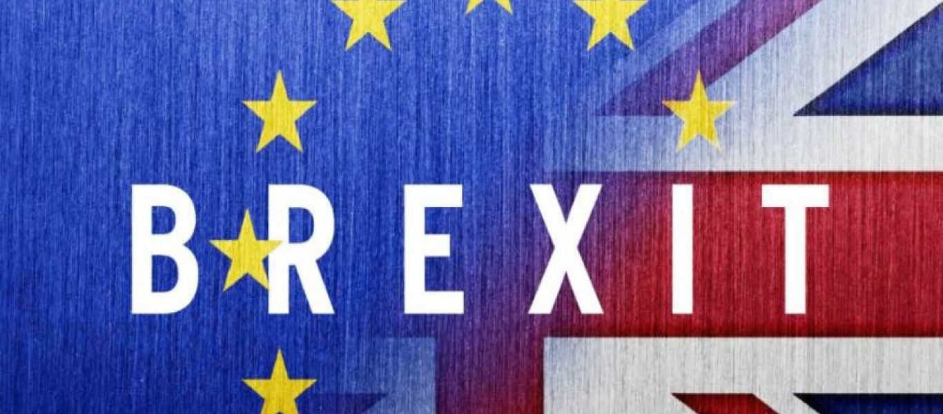 Ντ. Ντέιβις για Brexit: Κάνουμε μια μετάβαση – Δεν είμαστε «κράτος βασάλος»