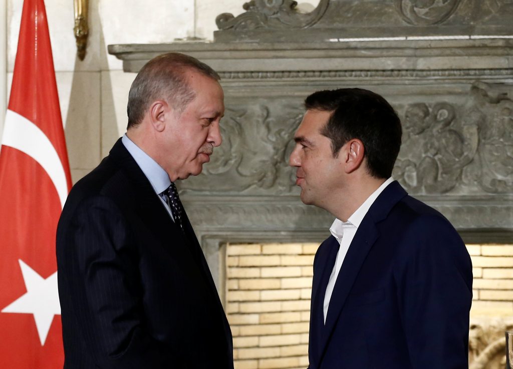 Reuters: Εντάσεις στις σχέσεις Αθήνας-Άγκυρας μετά τις δηλώσεις του Αλ. Τσίπρα περί «επιθετικού γείτονα»