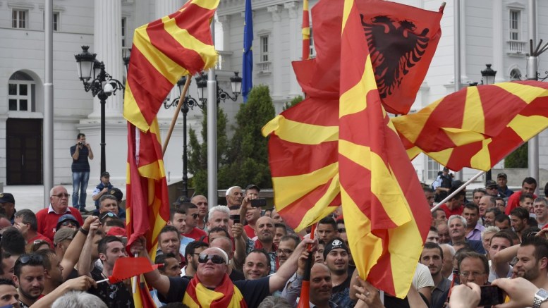 Αντιπρόεδρος του VMRO: «Καμία αλλαγή στο Σύνταγμα – Η χώρα είναι η “Μακεδονία”»