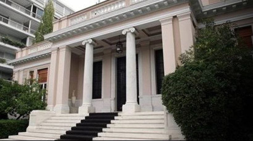 Reuters: Χωρίς πολιτική στήριξη ο Τσίπρας στις συζητήσεις για το Σκοπιανό