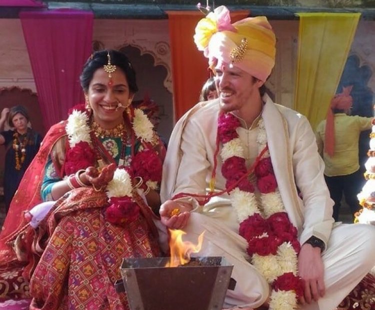 Παραδοσιακός γάμος στην Ινδία με άρωμα … Κρήτης – Bollywood με άφθονη ρακή! (φωτό)
