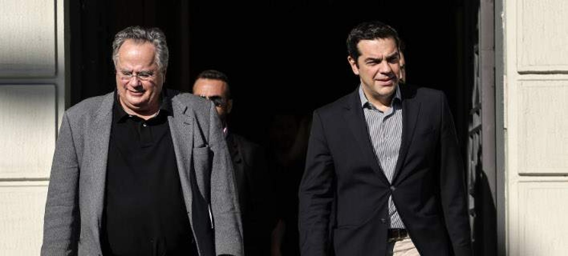 Η ελληνική κυβέρνηση φοβάται το συλλαλητήριο της Κυριακής: «Λύση μόνο όταν αλλάξει το σκοπιανό Σύνταγμα»