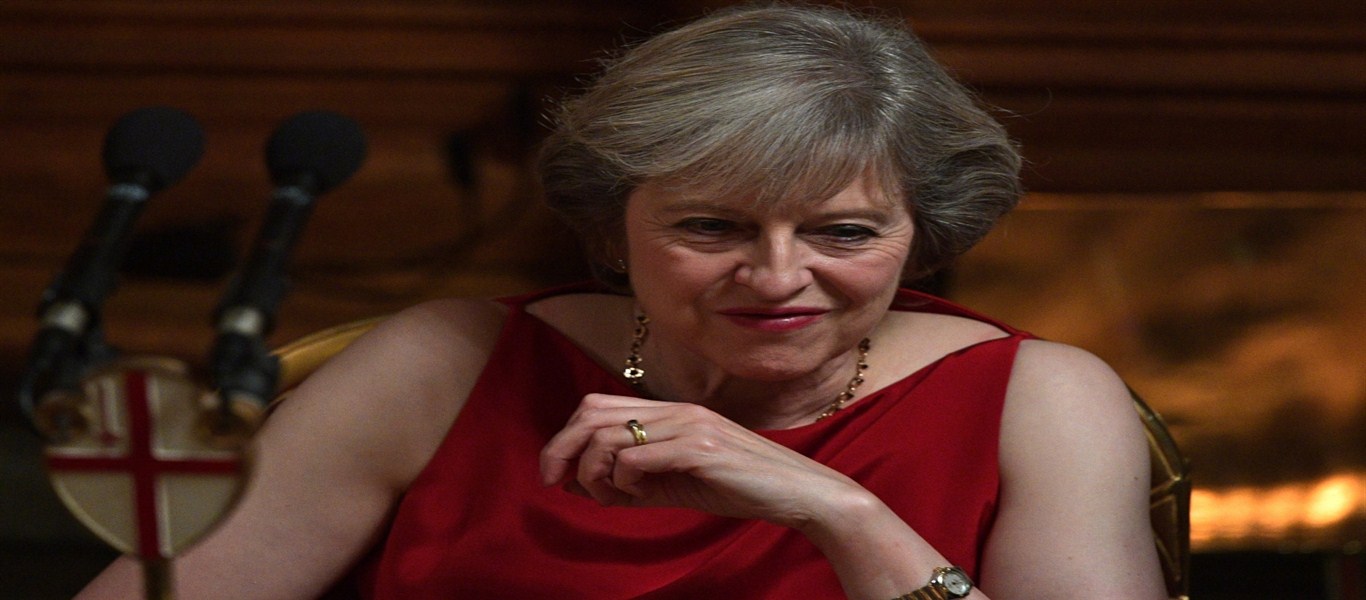 T. Μέι: «Εκτός τελωνειακής ένωσης μετά το Brexit η Βρετανία»