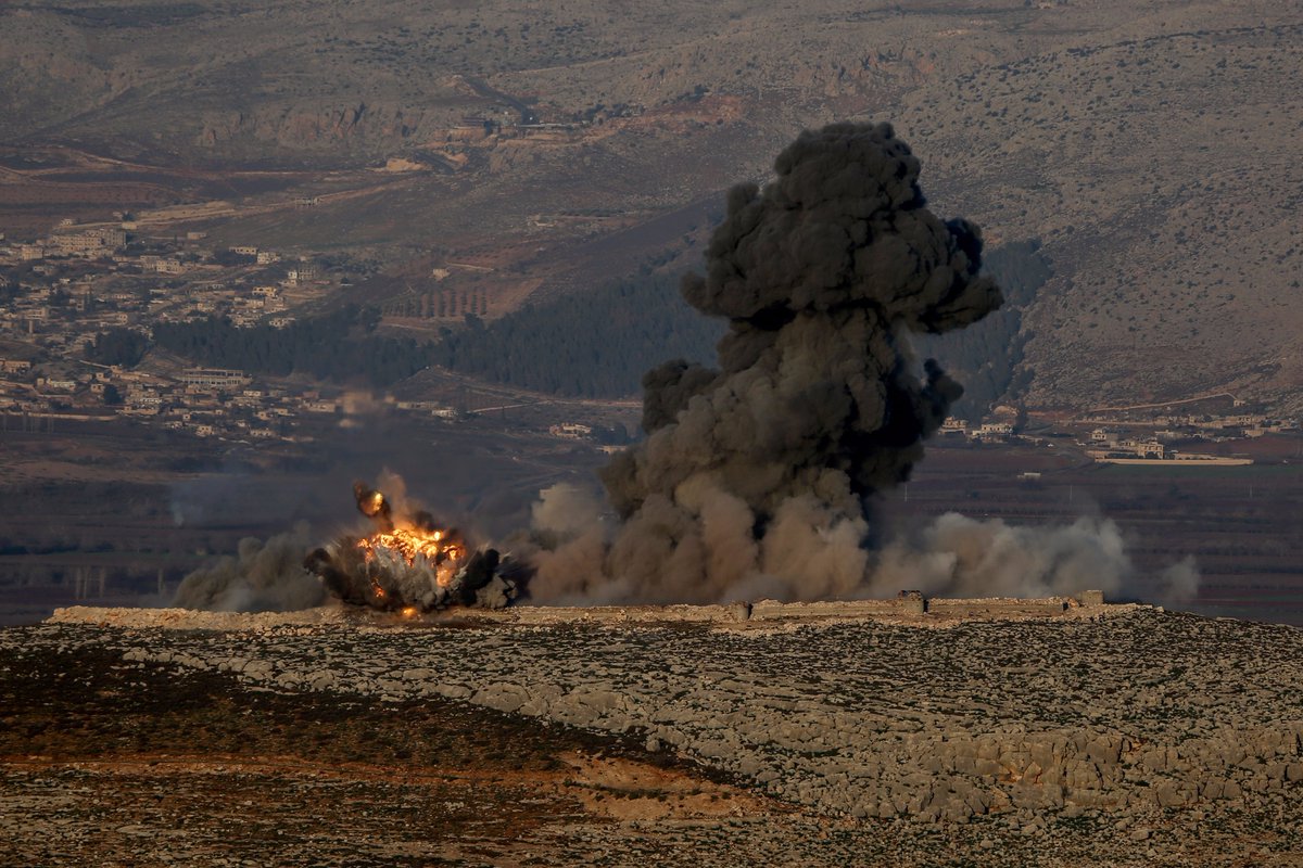 Βίντεο: Η τουρκική Αεροπορία καταστρέφει αποθήκη πυρομαχικών του YPG