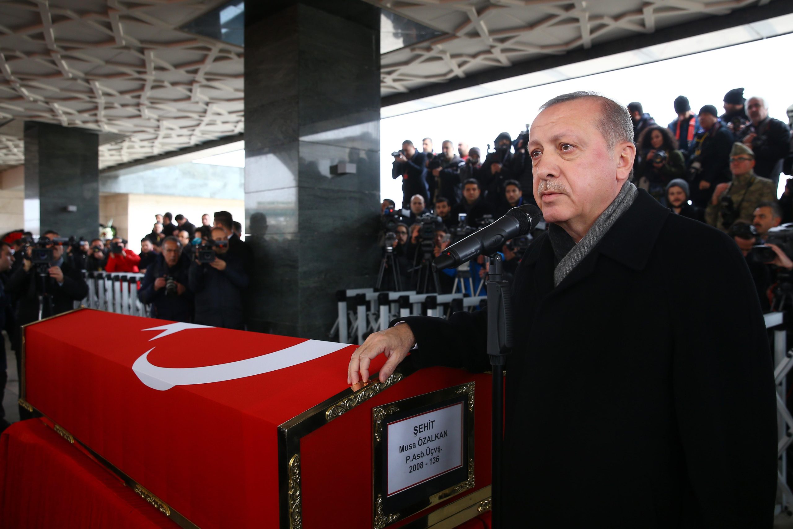 «Μαύρη μέρα» στις τουρκικές ΕΔ – 11 νεκροί μόνο το Σάββατο στην Αφρίν από τους Κούρδους (φωτό, βίντεο)