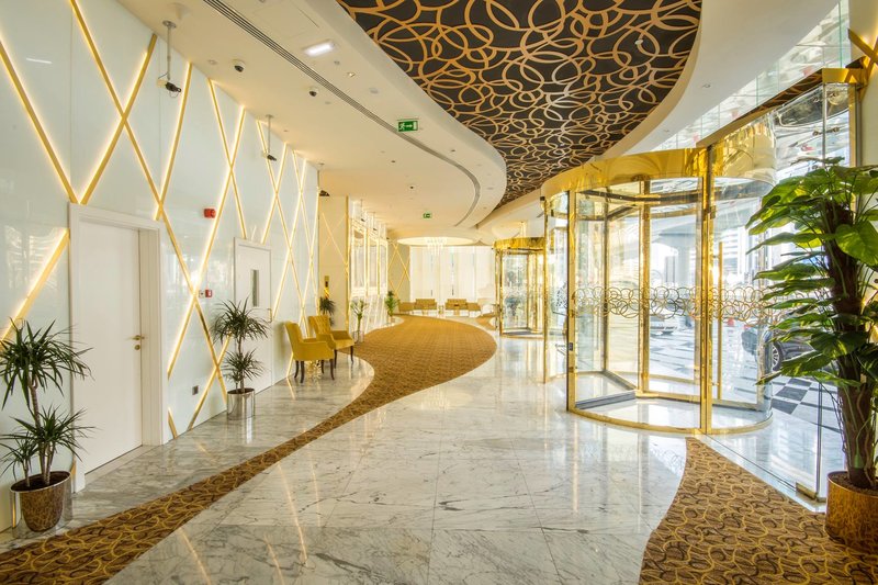 Το ψηλότερο ξενοδοχείο του κόσμου βρίσκεται στο Ντουμπάι και άνοιξε τις πόρτες του! (Φωτό, βίντεο)