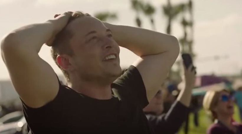 Βίντεο: Η επική αντίδραση του Elon Musk όταν εκτοξεύθηκε ο Falcon Heavy