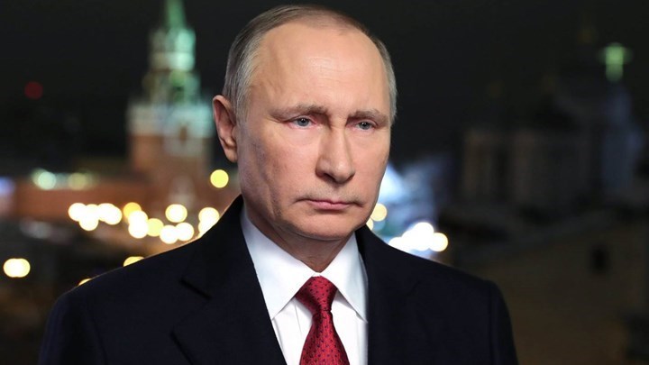 Βλαντίμιρ Πούτιν: Επίτιμος διδάκτορας του Πανεπιστημιακού Τμήματος της Καλαμάτας