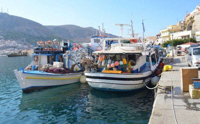 Έκρυθμη η κατάσταση στην Κάλυμνο: «Βράζουν» οι Έλληνες αλιείς γιατί δεν μπορούν να πλησιάσουν στα Ίμια