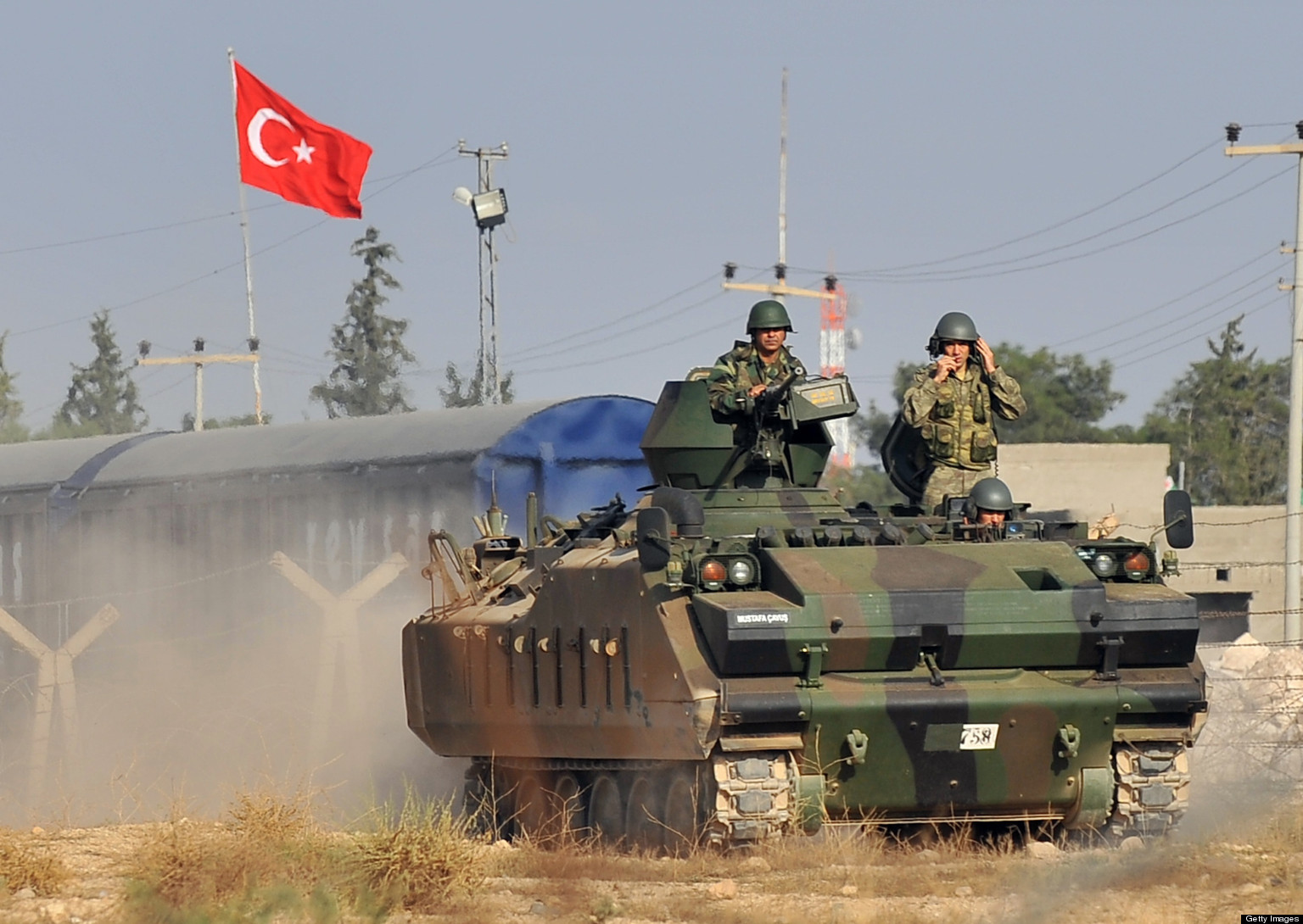 Τούρκοι και Δίκαιο του Πολέμου – Εν ψυχρώ εκτέλεση γυναικών μαχητριών του ΡΚΚ από τον τουρκικό στρατό (βίντεο)