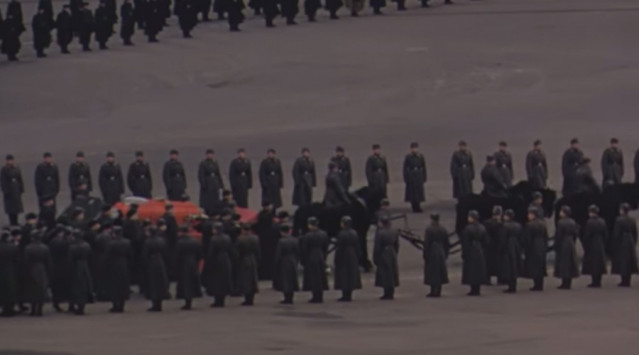 Στη δημοσιότητα βίντεο – ντοκουμέντο από την κηδεία του Στάλιν (βίντεο)