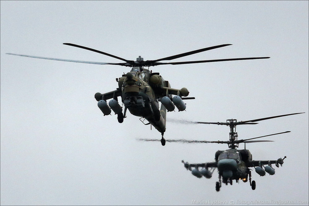 Ka-52 ή Mi-28; Τα ρωσικά επιθετικά ελικόπτερα στα καλύτερά τους (βίντεο)