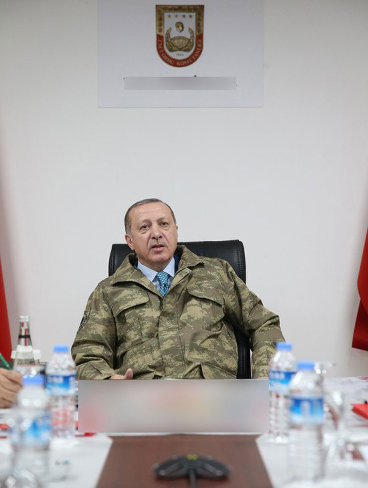 Ο Ερντογάν καλεί τους εφέδρους σε ετοιμότητα: «Εάν χρειαστεί θα πάω και εγώ στη Συρία»! (φωτό, βίντεο)