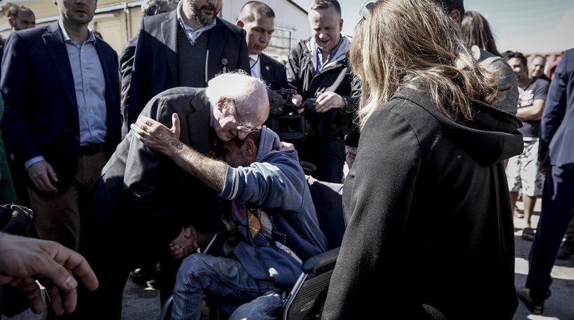 Οι Έλληνες παράδειγμα για όλο τον κόσμο για το προσφυγικό, δήλωσε ο Ιρλανδός πρόεδρος