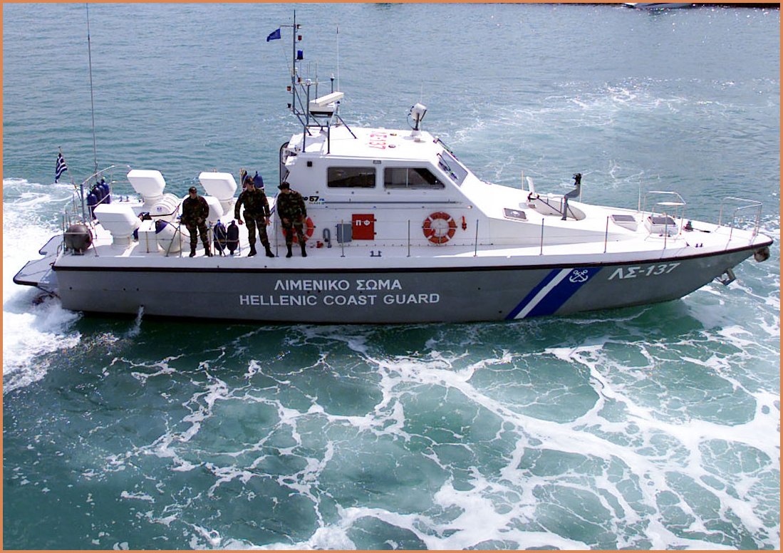 ΕΚΤΑΚΤΟ: Σκάφος με 1,5 τόνο χασίς κατέλαβαν στην Κρήτη οι κομάντο της ΜΥΑ/ΛΣ (βίντεο)