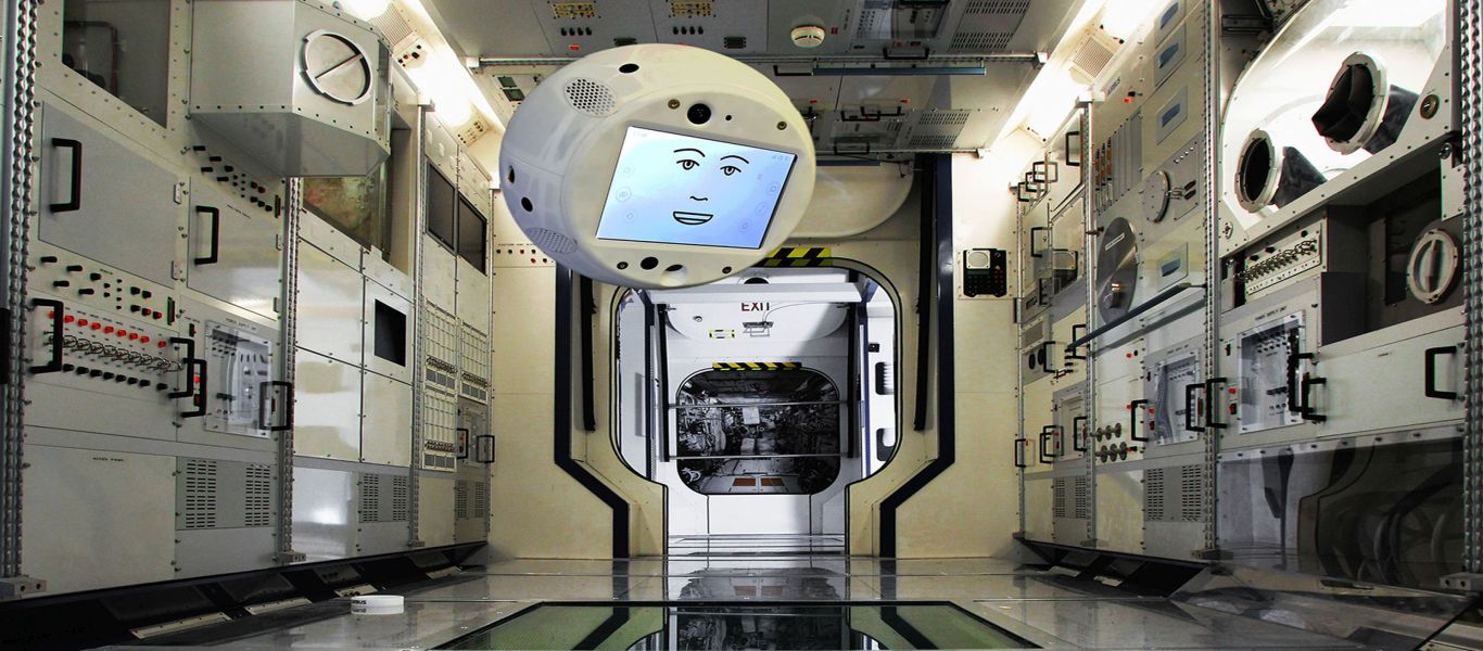 CIMON: Ο ιπτάμενος «εγκέφαλος» του διεθνούς διαστημικού σταθμού ISS (φωτό)