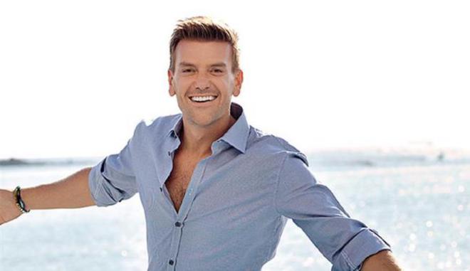 Μια λαμπρή καριέρα περίμενε το Σπύρο Σούλη μετά το Survivor. Σήμερα είναι ένας από τους πιο διάσημους διακοσμητές εσωτερικών χώρων!