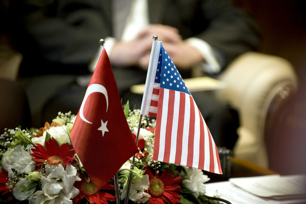 Αλλαγή σκηνικού – Ρ.Τ.Ερντογάν: «Δεν θα ενοχλήσουμε» – ΗΠΑ: «Και οι Τ/κ έχουν δικαιώματα στην ΑΟΖ»