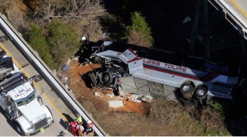 ΗΠΑ: Ανατροπή λεωφορείου που γύρναγε από εκδρομή στην Walt Disney – 1 νεκρός και 45 τραυματίες (βίντεο)
