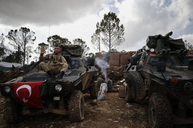 «Κλάδος Ελαίας»: Αυξάνονται οι απώλειες του τουρκικού Στρατού στην Αφρίν της Συρίας