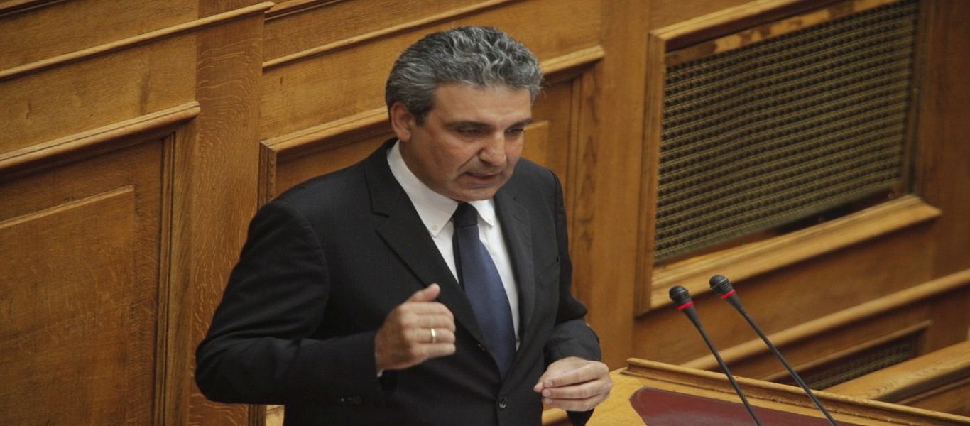 Βουλευτής της Ένωσης Κεντρώων αρνείται τα γεγονότα της «Τούμπας»: «Ο Ι. Σαββίδης δεν είχε όπλο»!