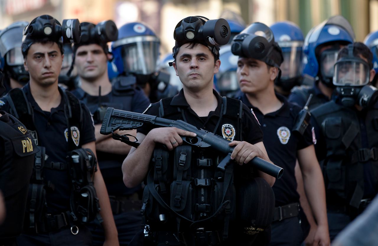 Τουρκία: Συνελήφθησαν πάνω από 100 ύποπτοι ως μέλη του ΡΚΚ