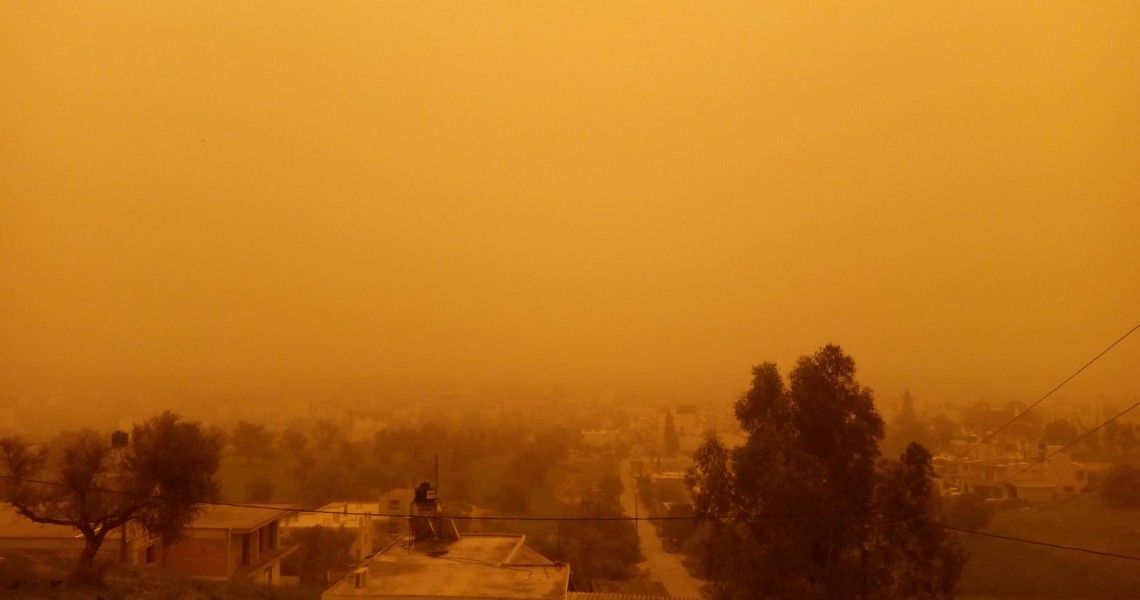 Κρήτη: Η αφρικανική σκόνη «κλείνει» τα σχολεία στο Λασίθι