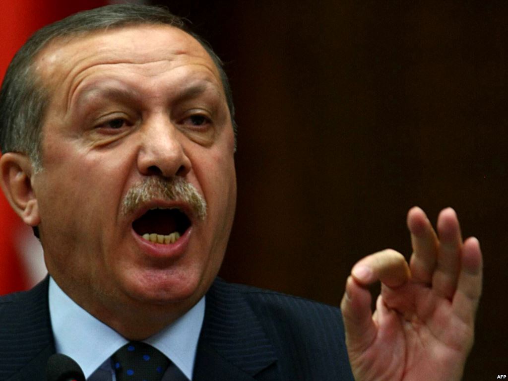 Μαινόμενος Ερντογάν κατά Κούρδων: «Θα καείτε όλοι στην κόλαση»!