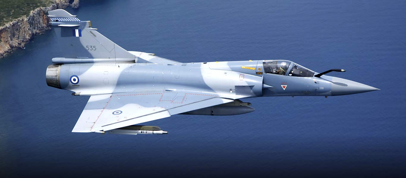 Εντοπίστηκε το «μαύρο» κουτί του μοιραίου Mirage 2000-5 σε βάθος 800 μέτρων