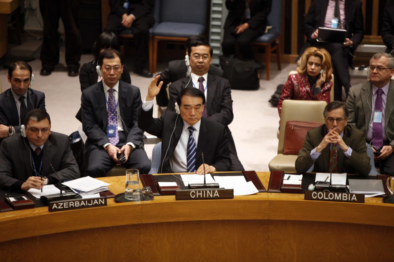Νέα δεδομένα στο ΣΑ του ΟΗΕ: Η Κίνα ψήφισε υπέρ της καταδίκης της επίθεσης στη Συρία