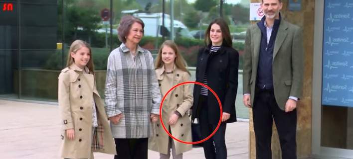 Ισπανία: Η βασίλισσα Λετίθια σπρώχνει άγαρμπα την κόρη της πάνω στην πεθερά (βίντεο)