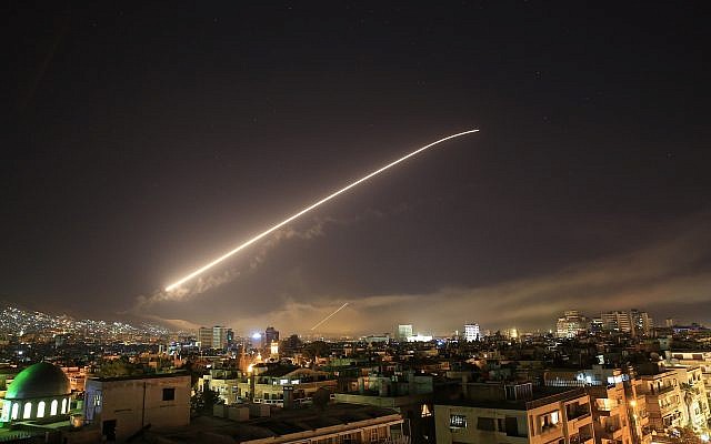 H νέα πυραυλική επίθεση στην Χομς δεν έγινε από τις ΗΠΑ: «Δεν το κάναμε εμείς» – Όλα δείχνουν… Ισραήλ