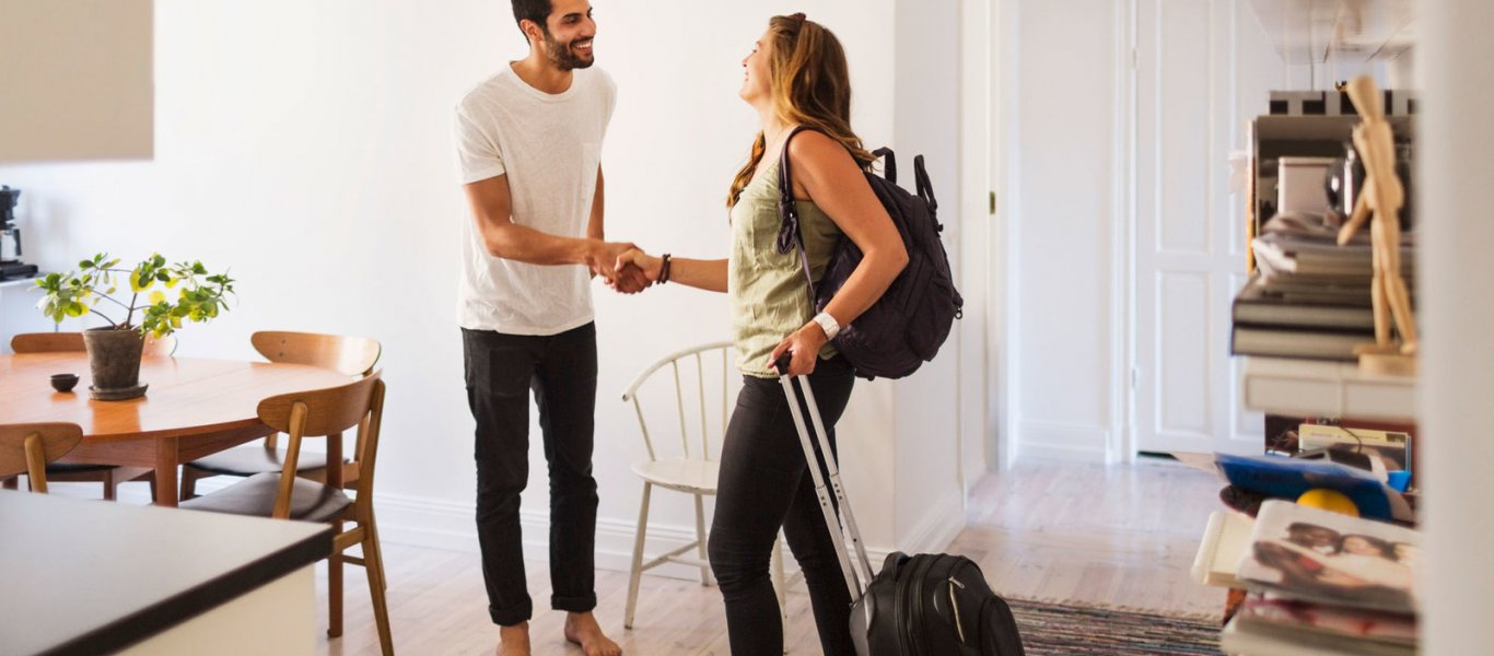 Airbnb: Αυτόφωρο για όσους δεν δηλώνουν τα έσοδα- Εφοριακοί προσποιούνται τους πελάτες