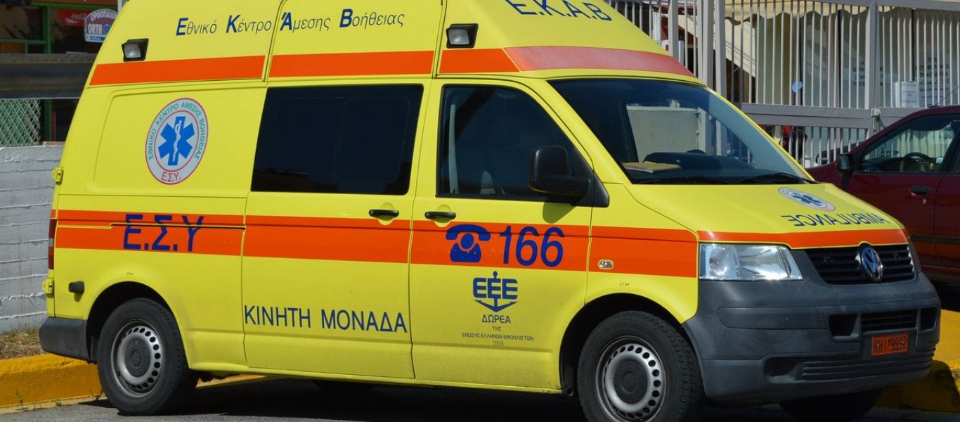Τροχαίο με ασθενοφόρο του ΕΚΑΒ που μετέφερε δύο νεογνά στο Ηράκλειο