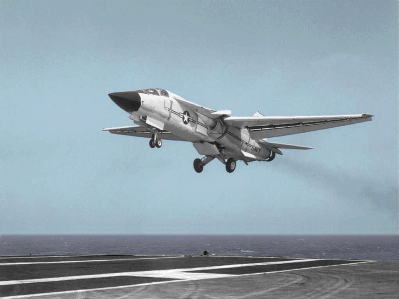 Αμερικανικό Ναυτικό: Όταν δοκίμαζε το θηριώδες F-111 για επιχειρήσεις από αεροπλανοφόρα