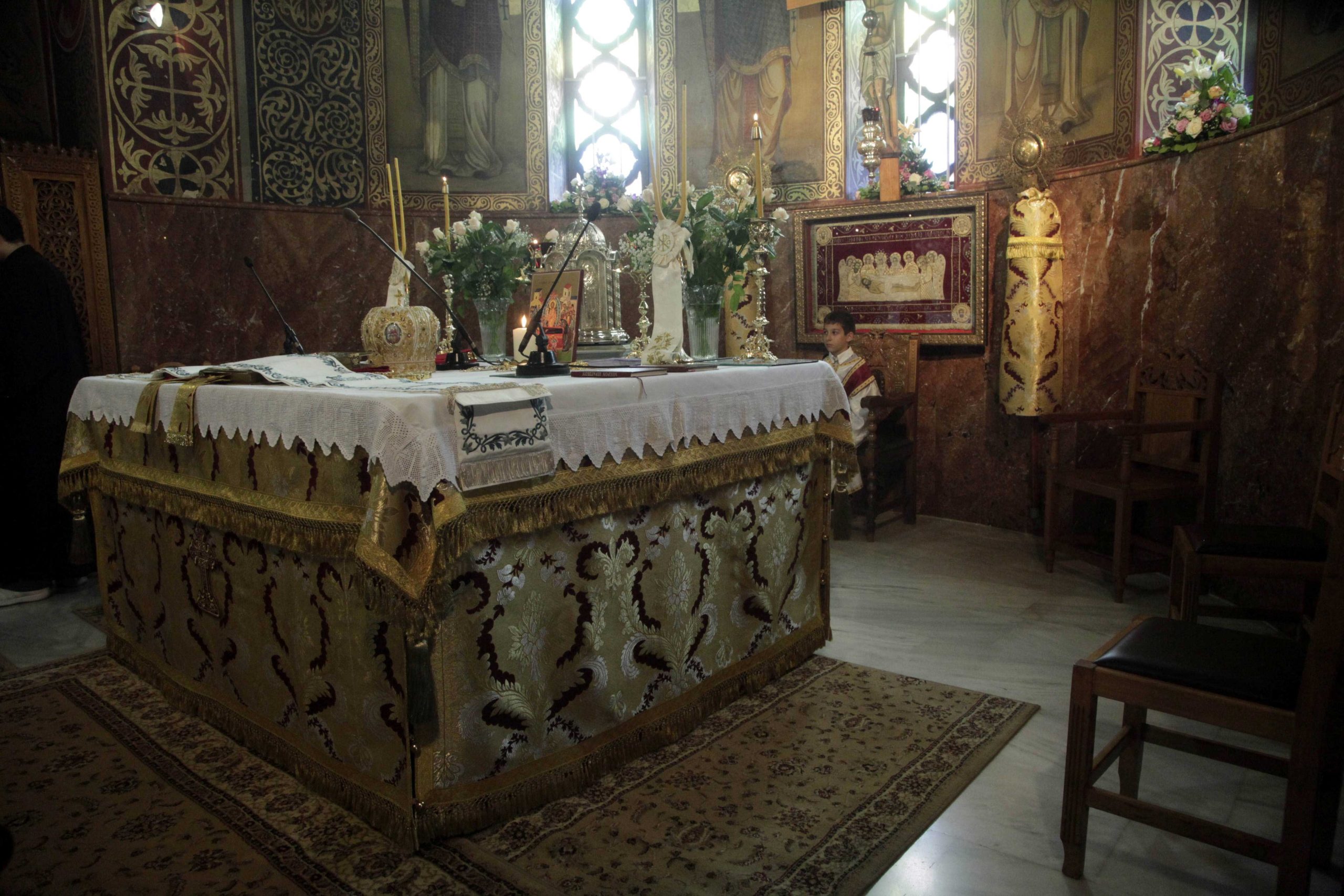 Η Εκκλησία αντιδρά στην αναδοχή παιδιών από ομόφυλα ζευγάρια