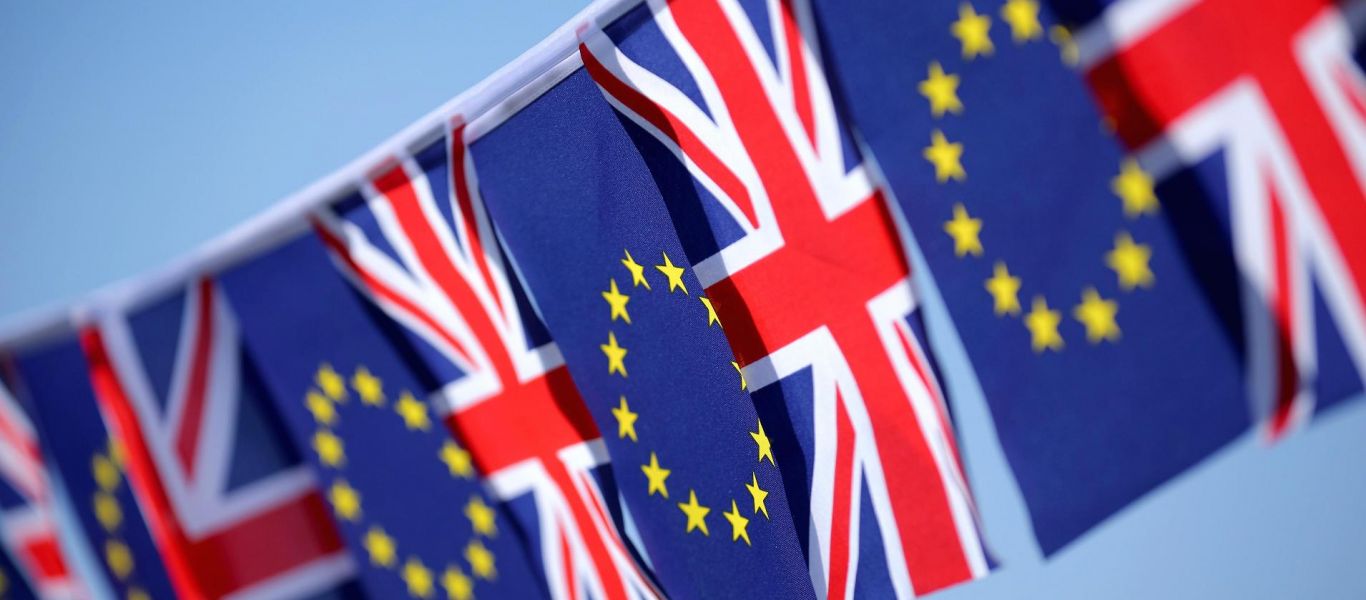 Βελτιώνεται η βρετανική οικονομία παρά το Brexit – Έρευνα από τη Fitch