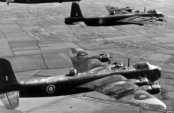 17 Δεκεμβρίου 1940: Η RAF βομβαρδίζει για πρώτη φορά γερμανική πόλη