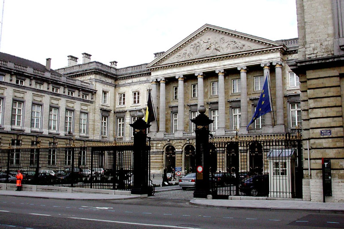 Βέλγιο: Χρηματισμός βουλευτών για τον εξωραϊσμό της εικόνας του Αζερμπαιτζάν στις παραβιάσεις ανθρωπίνων δικαιωμάτων