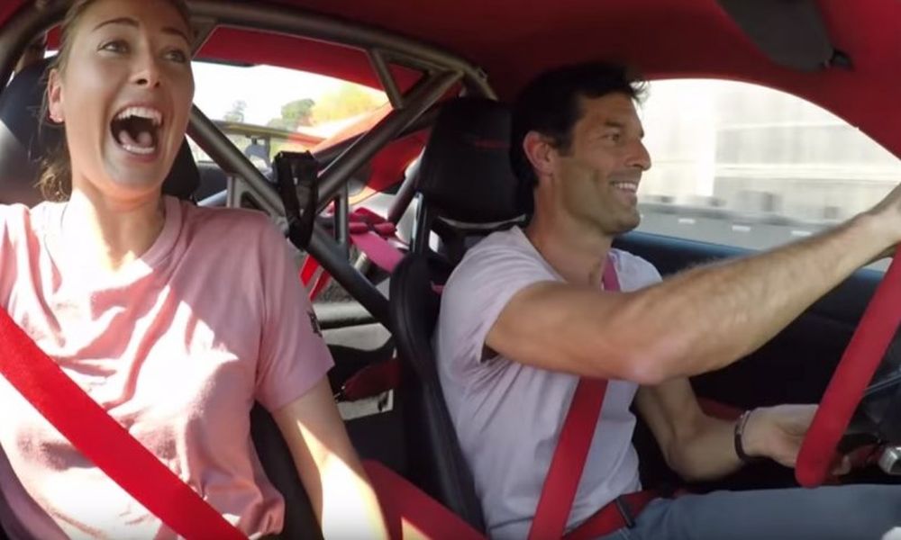 Ουέμπερ και Σαράποβα μέσα στην ταχύτατη Porsche 911 GT2 RS! (βίντεο)