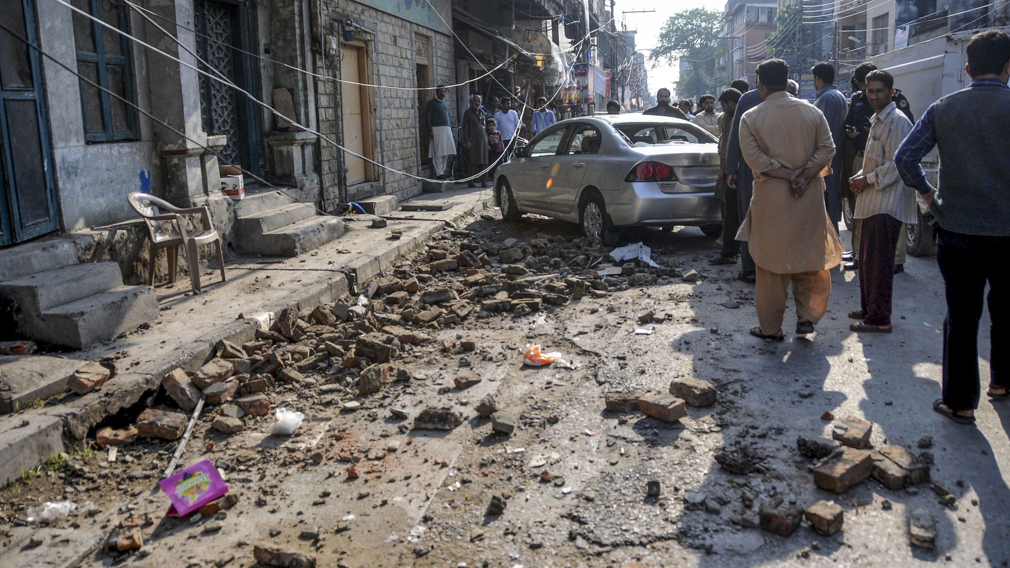 Αφγανιστάν: Έκρηξη σε αυτοκίνητο από καμικάζι με έξι νεκρούς – Ανάμεσά τους μια γυναίκα και δύο στρατιώτες