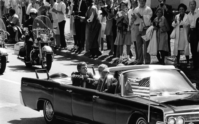 Perierga.gr - Οι μεγαλύτερες θεωρίες συνωμοσίας του κόσμου